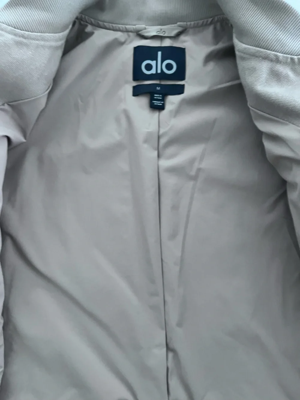ALO Yoga alo yoga